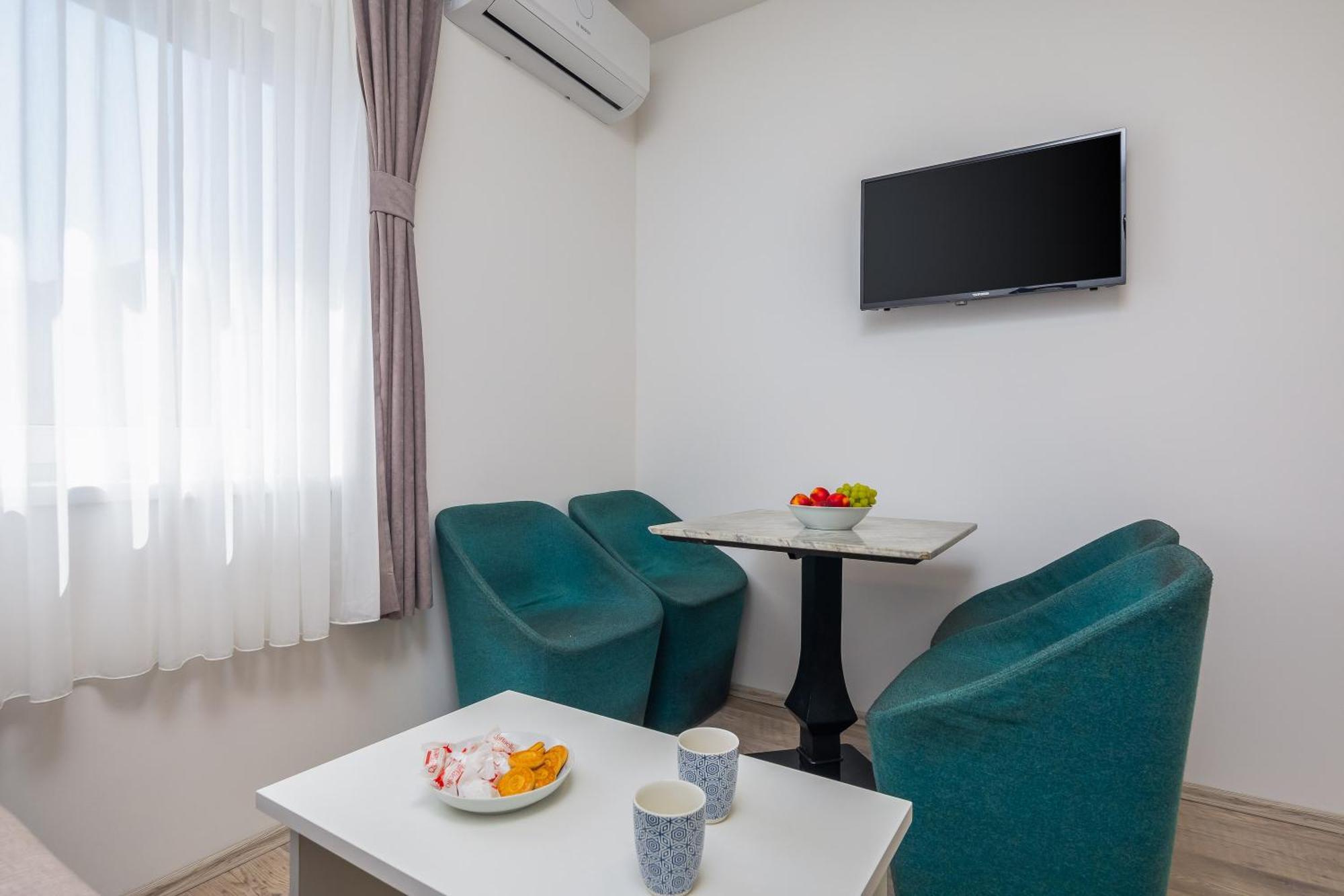 Beachfront Apartments Providenca With Free Parking 马卡尔斯卡 外观 照片