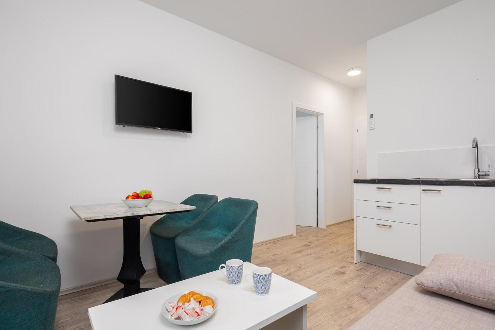 Beachfront Apartments Providenca With Free Parking 马卡尔斯卡 外观 照片