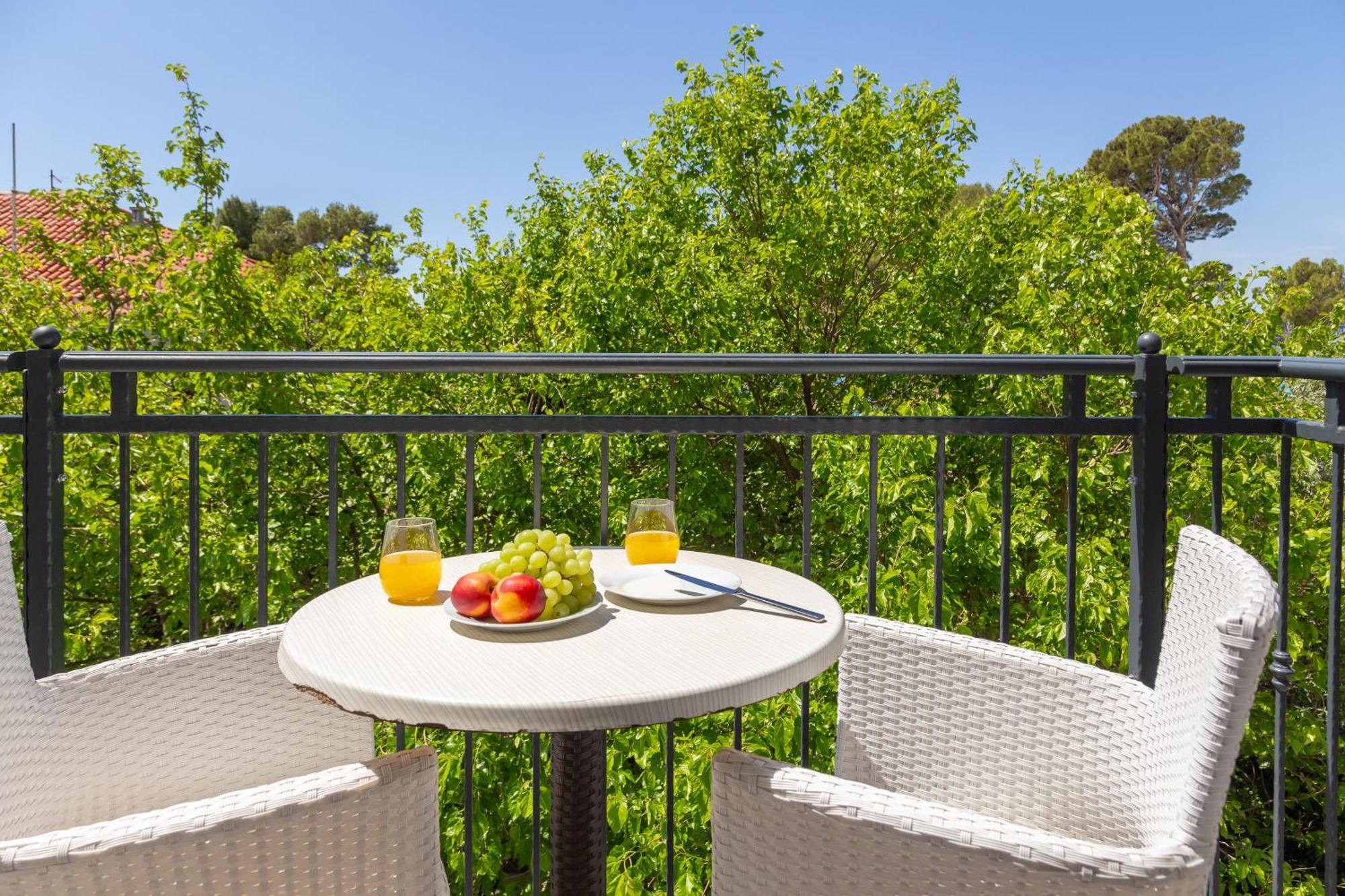 Beachfront Apartments Providenca With Free Parking 马卡尔斯卡 外观 照片