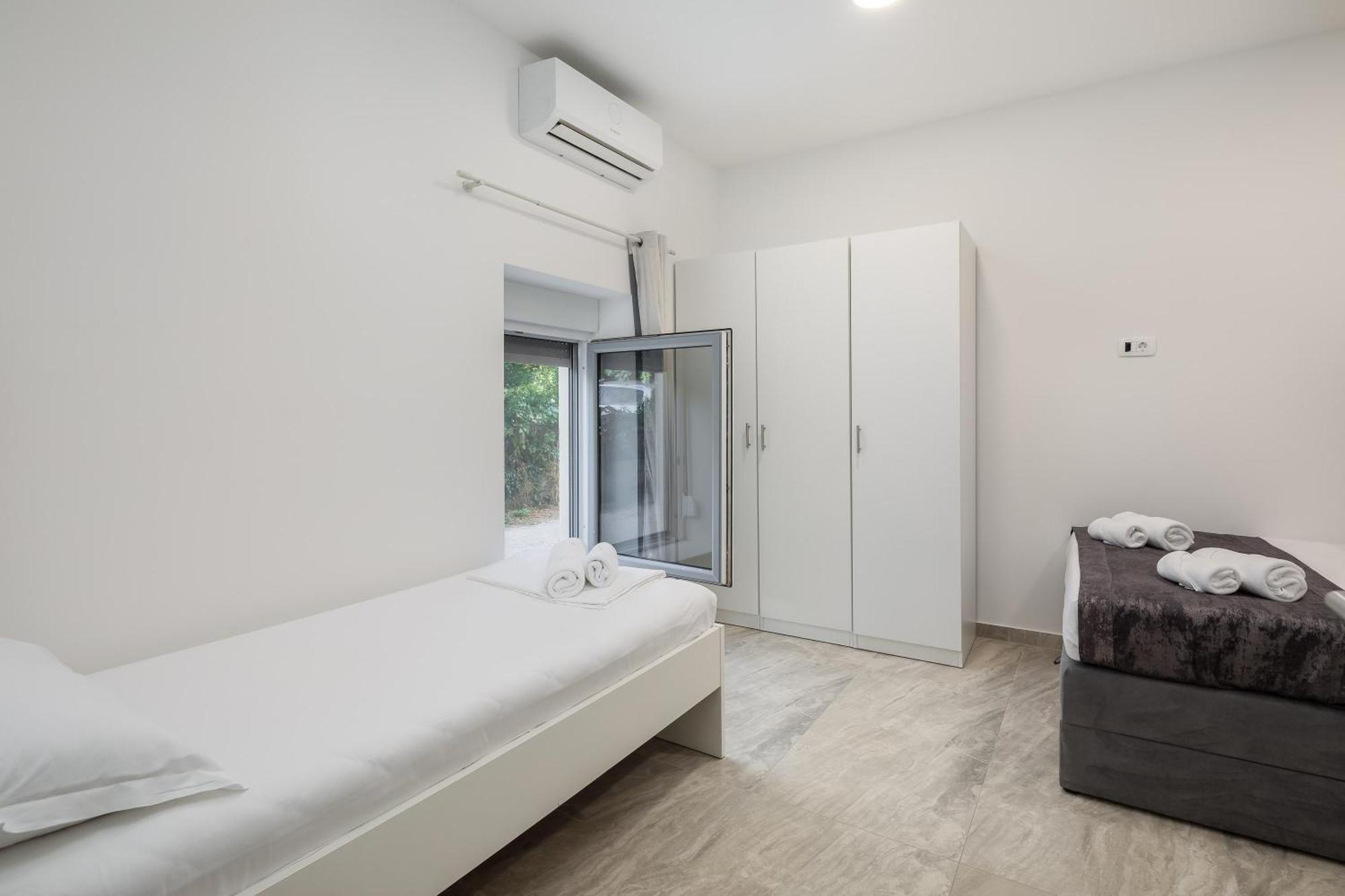 Beachfront Apartments Providenca With Free Parking 马卡尔斯卡 客房 照片