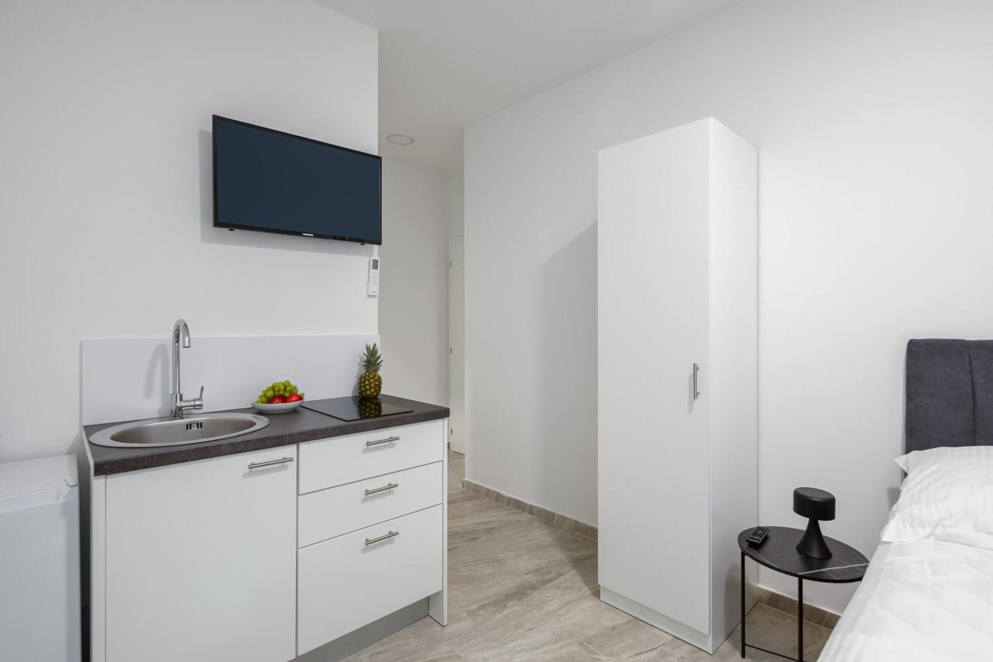 Beachfront Apartments Providenca With Free Parking 马卡尔斯卡 客房 照片